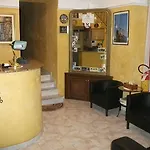 מלון Armonia 2*