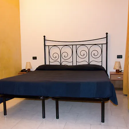 Armonia Hotel 2*